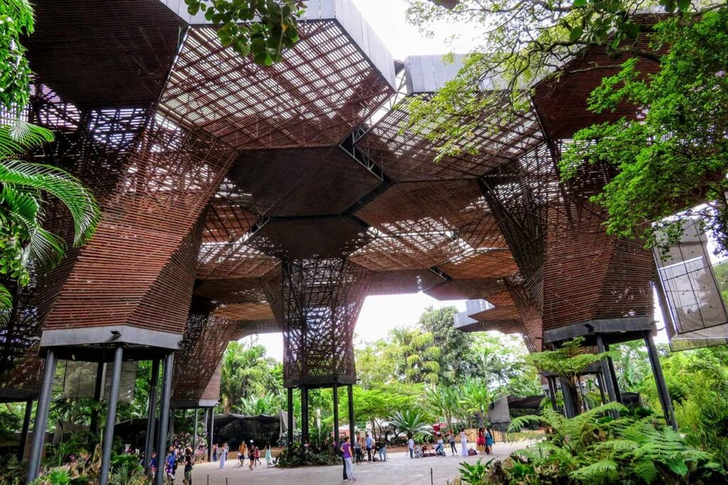 Descobrir lugares secretos no centro da cidade - Medellin